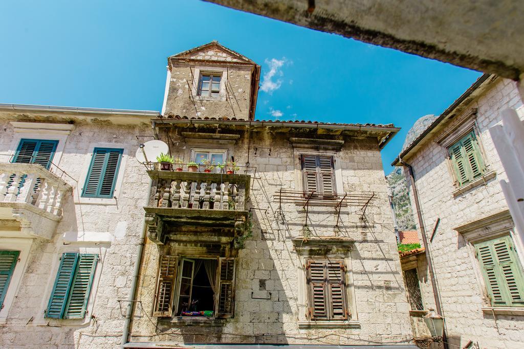 Old Town Museum Square Apartment Котор Екстериор снимка
