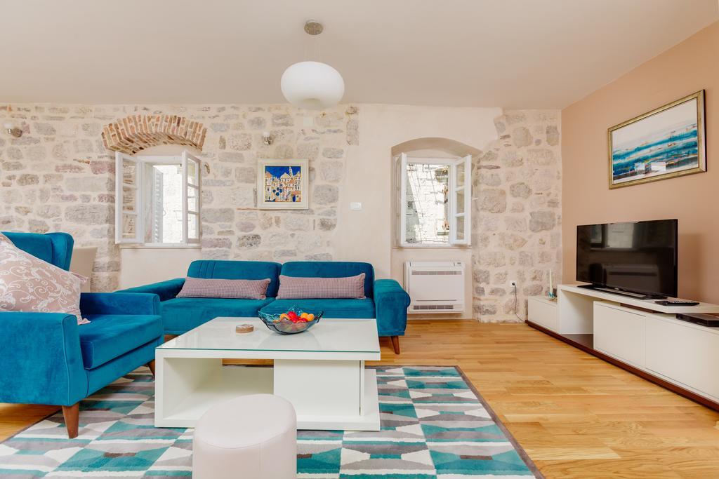 Old Town Museum Square Apartment Котор Екстериор снимка